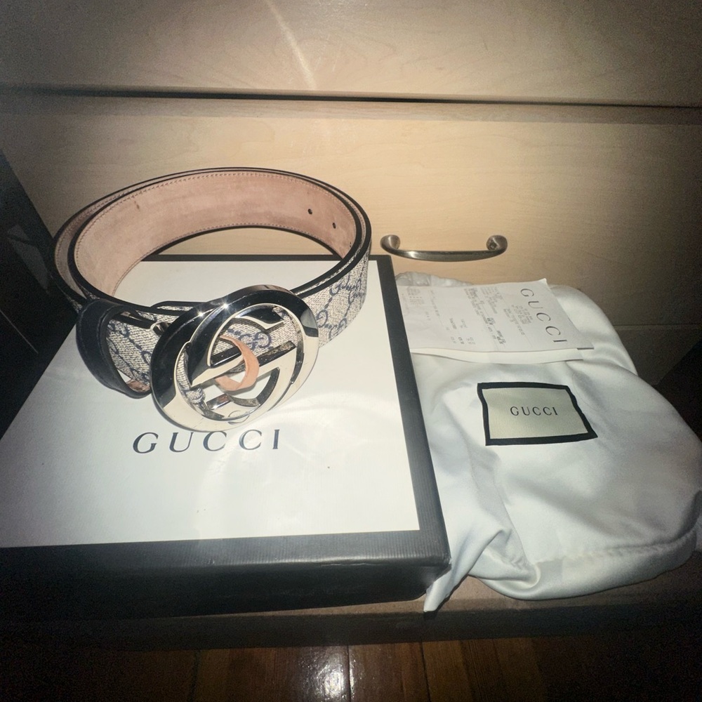 Authentic Gucci Belt 40/85b